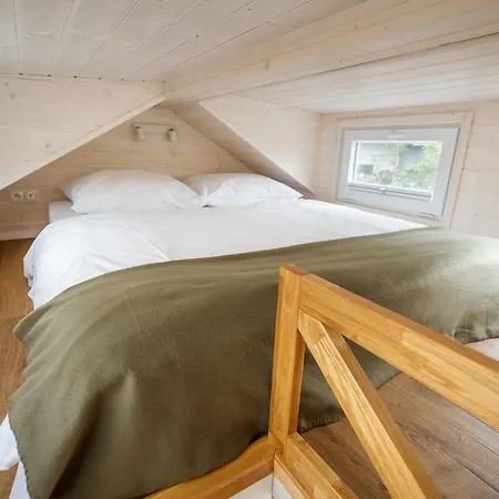 Staymoovers - Tinyhouse Zator