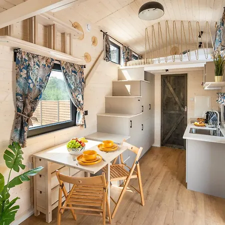 Staymoovers - Tinyhouse
