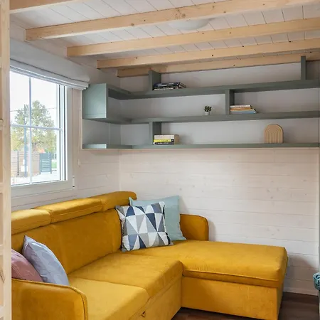 Staymoovers - Tinyhouse 扎托尔