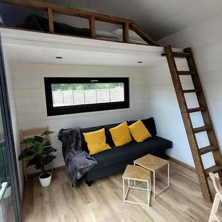 Staymoovers - Tinyhouse *