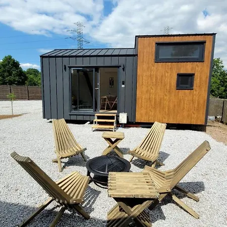 Staymoovers - Tinyhouse