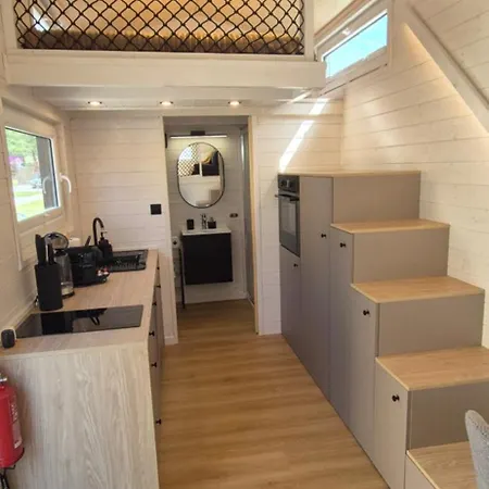 Staymoovers - Tinyhouse Zator