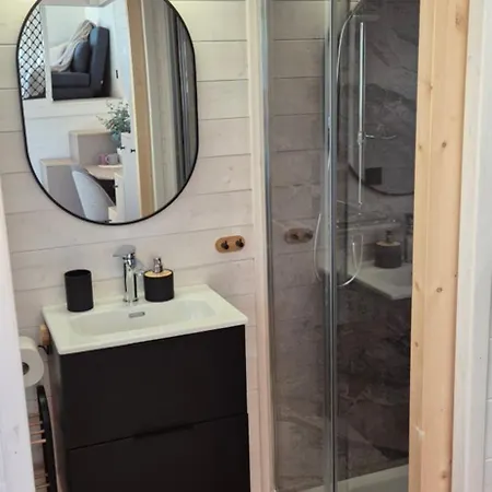 Staymoovers - Tinyhouse