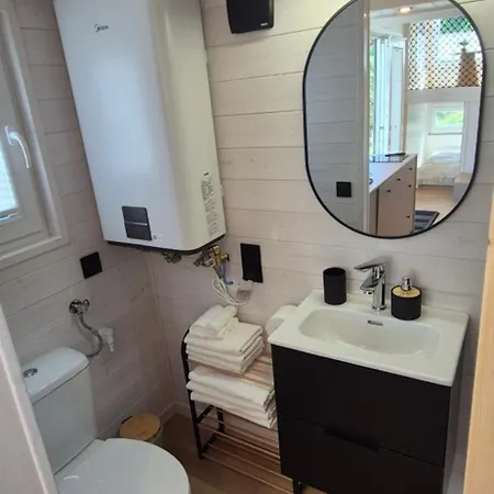 Staymoovers - Tinyhouse * Zator