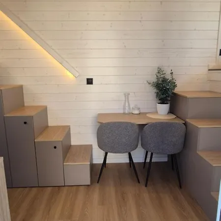 Staymoovers - Tinyhouse