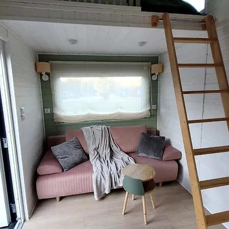Staymoovers - Tinyhouse Zator