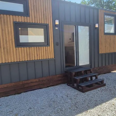 Staymoovers - Tinyhouse Tatil Evi