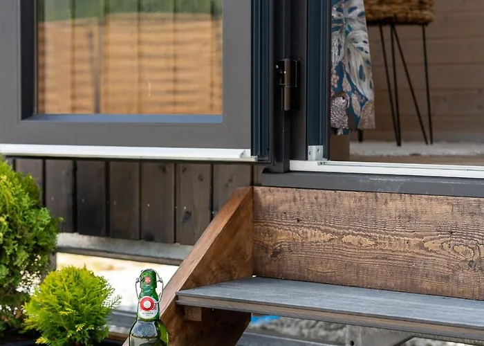 Staymoovers - Tinyhouse *