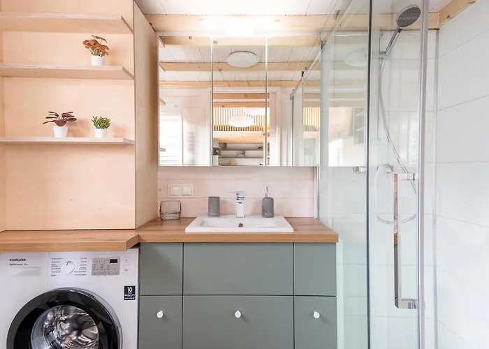 Staymoovers - Tinyhouse * Zator