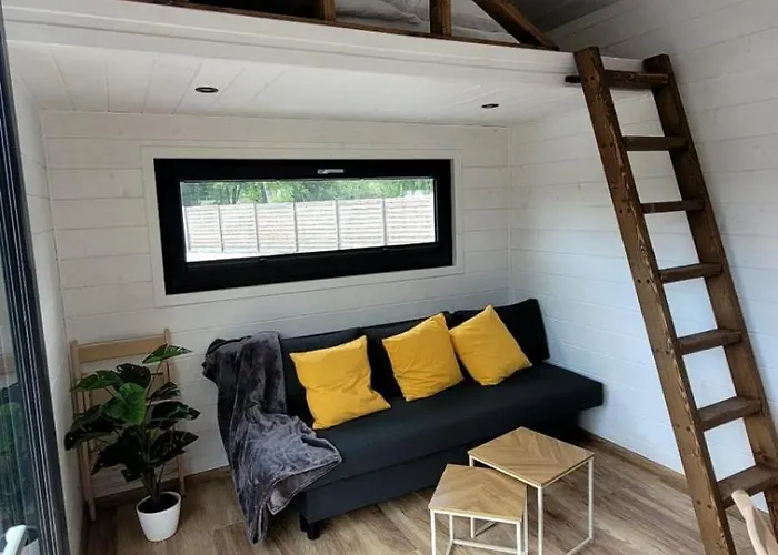 Staymoovers - Tinyhouse *