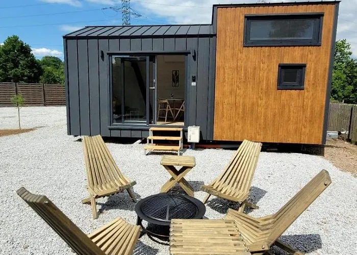 Staymoovers - Tinyhouse